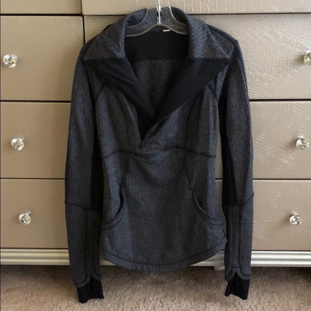 Black and Gray Lululemon Pullover